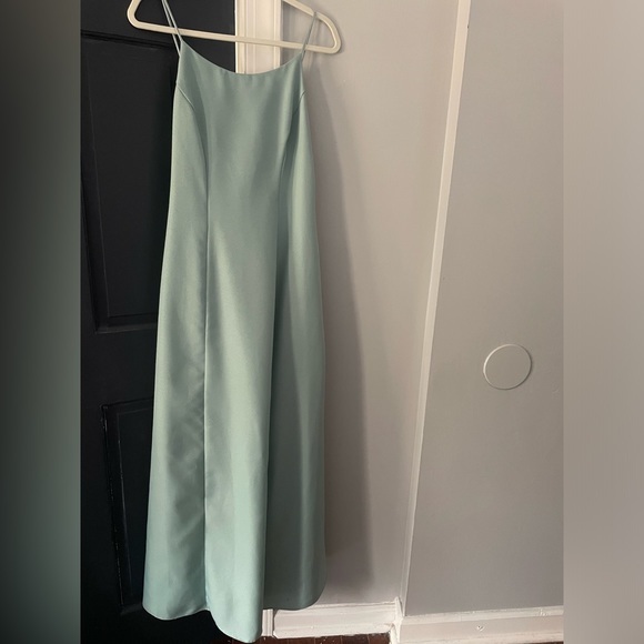 Dress - Picture 1 of 2